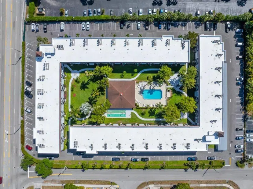 Picture of 1040 SE 4Th Avenue 322, Deerfield Beach FL 33441