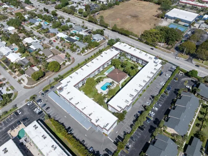Picture of 1040 SE 4Th Avenue 322, Deerfield Beach FL 33441