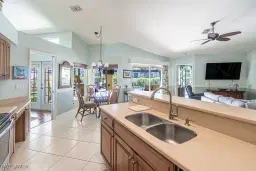 Picture of 450 Countryside Dr, Naples, FL 34104