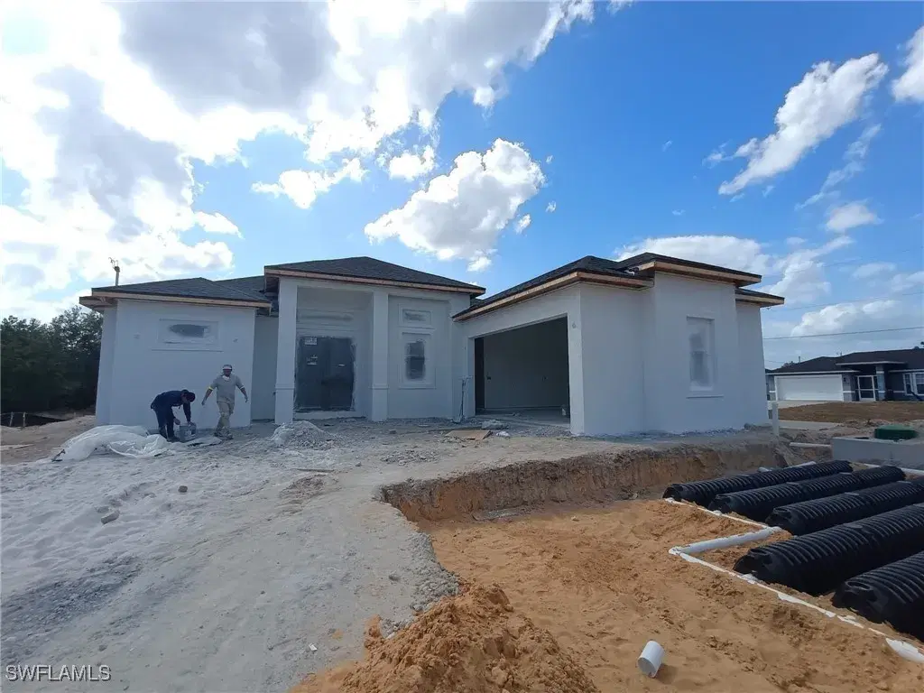 Picture of 807 Zehra Ave N, Lehigh Acres, FL 33971