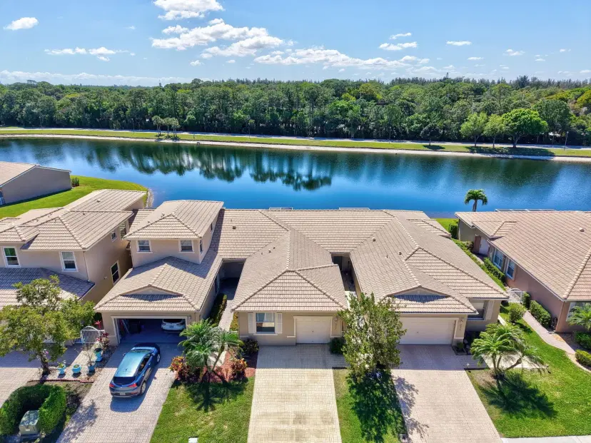 Picture of 8572 Lineyard Cay, West Palm Beach FL 33411