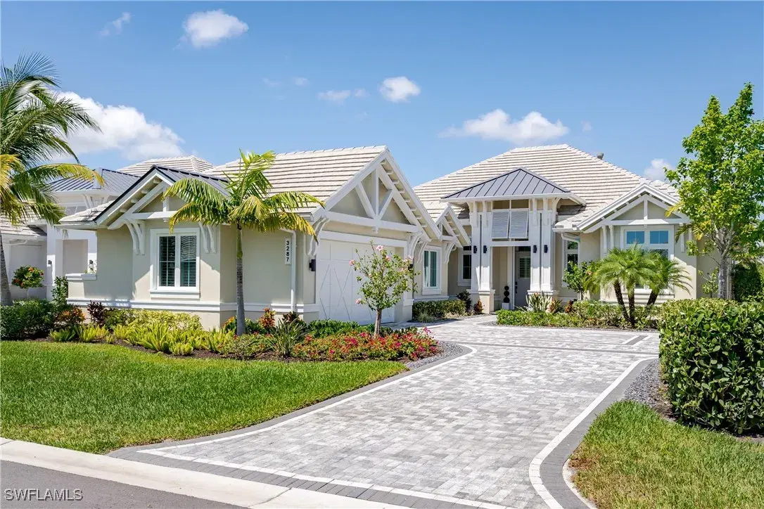 Picture of 3287 Kumamoto Ln, Naples, FL 34114