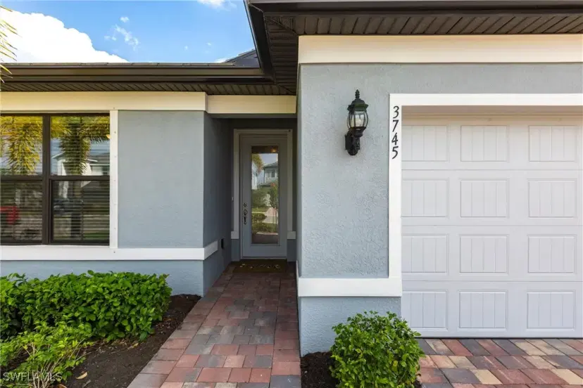 Picture of 3745 Passion Vine Dr, Alva FL 33920