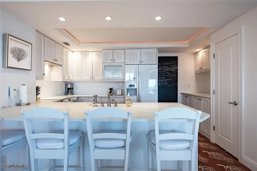 Picture of 3115 Gulf Shore Blvd N 706S, Naples FL 34103