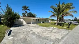 Picture of 56 Victoria Dr, North Fort Myers, FL 33917