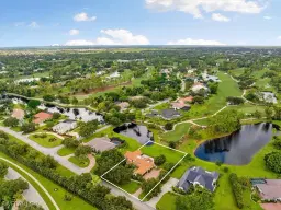 Picture of 4823 Pond Apple Dr S, Naples, FL 34119