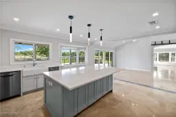 Picture of 4823 Pond Apple Dr S, Naples, FL 34119