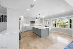 Picture of 4823 Pond Apple Dr S, Naples, FL 34119