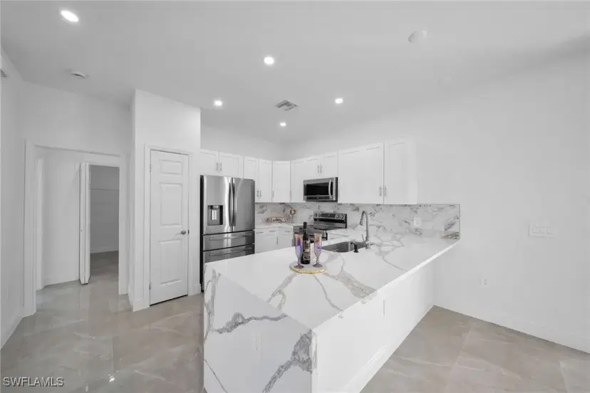 Picture of 1122 NW 15Th Ter, Cape Coral FL 33993