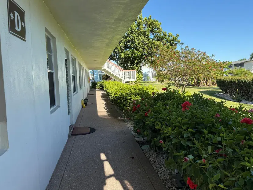 Picture of 81 Camden D, West Palm Beach FL 33417