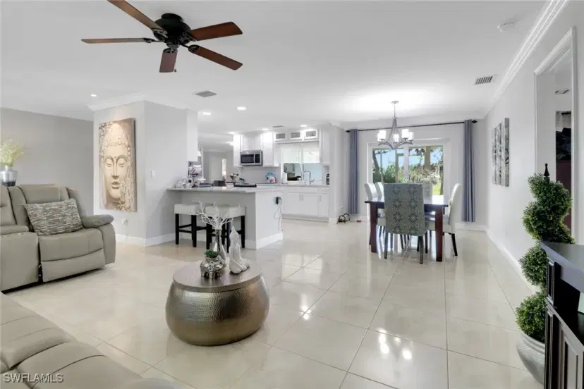 Picture of 1530 Everglades Blvd S, Naples FL 34117
