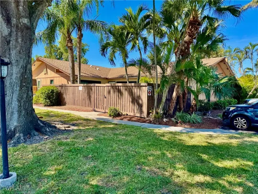Picture of 17304 Timber Oak Ln, Fort Myers FL 33908
