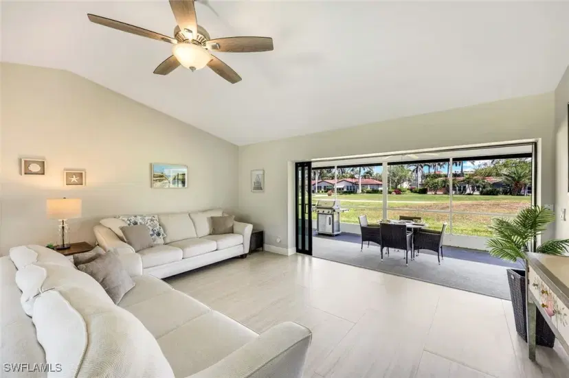 Picture of 1508 Forest Lakes Blvd, Naples FL 34105