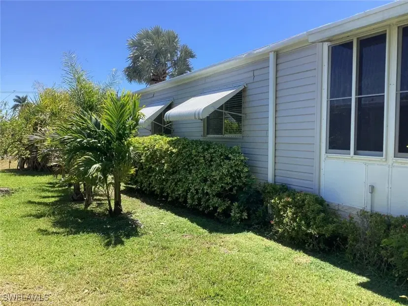 Picture of 18 Le Mans Dr, Naples FL 34112