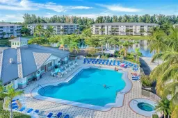 Picture of 16635 Lake Circle Dr 638, Fort Myers, FL 33908