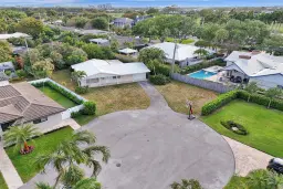 Picture of 2590 NE 41 Ct, Fort Lauderdale, FL 33308