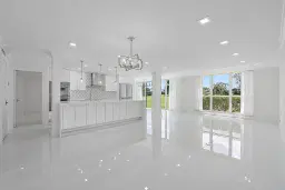 Picture of 5390 Woodland Lakes Drive 105, Palm Beach Gardens, FL 33418