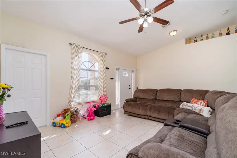 Picture of 2506 8Th St Sw, Lehigh Acres FL 33976