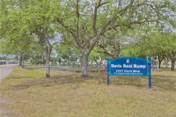 Picture of 2238 Davis Blvd, Fort Myers, FL 33905