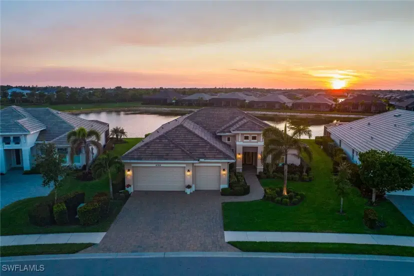 Picture of 14364 Neptune Ave, Naples FL 34114