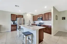 Picture of 2701 NW Embers Ter, Cape Coral, FL 33993