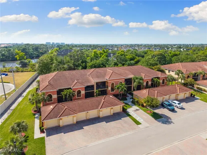 Picture of 13751 Julias Way 411, Fort Myers FL 33919