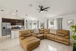 Picture of 713 NE 31St Ter, Cape Coral, FL 33909