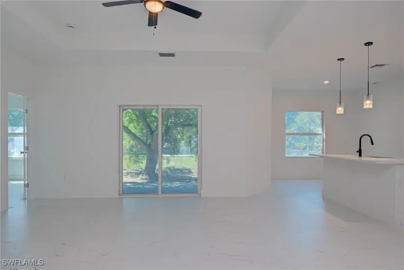 Picture of 2113 Robert Ave, Alva FL 33920