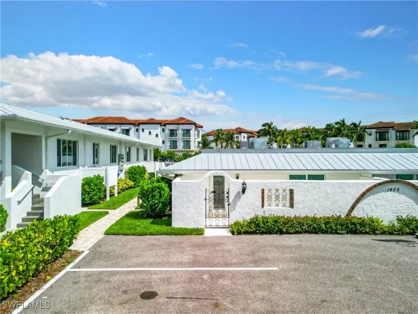 Picture of 1405 Curlew Ave 3-1, Naples FL 34102