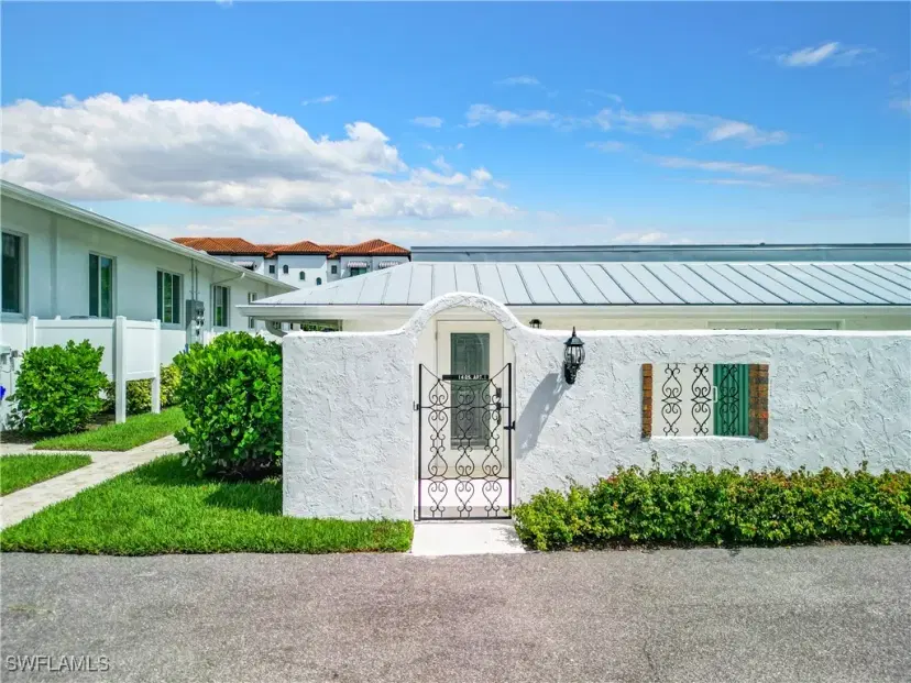 Picture of 1405 Curlew Ave 3-1, Naples FL 34102