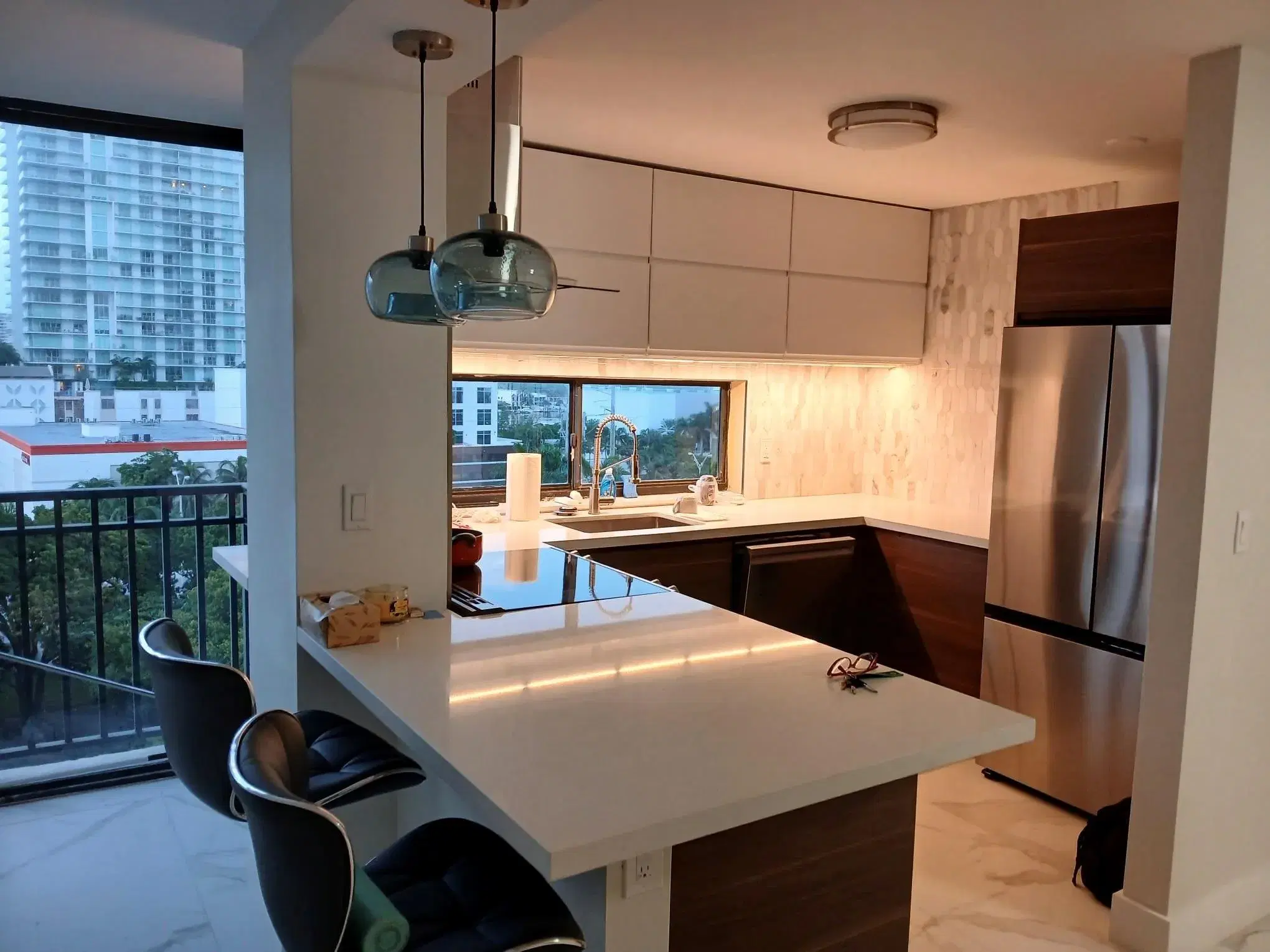 Picture of 16919 N Bay Rd 911, Sunny Isles Beach, FL 33160
