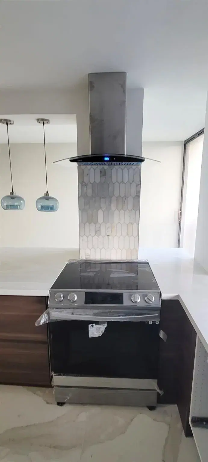 Picture of 16919 N Bay Rd 911, Sunny Isles Beach FL 33160