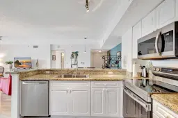 Picture of 260 Village Boulevard 5205, Tequesta, FL 33469