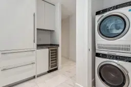 Picture of 700 NE 26Th Terrace 2104, Miami, FL 33137