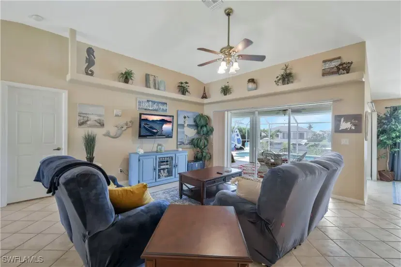 Picture of 326 NE 6Th St, Cape Coral FL 33909