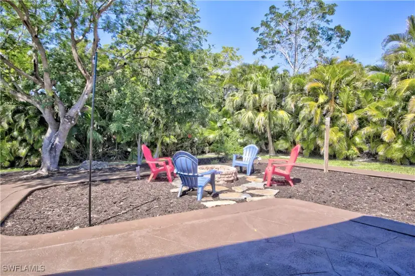 Picture of 1364 Chalon Ln, Fort Myers FL 33919
