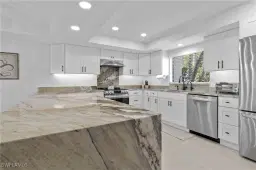 Picture of 4811 S Landings Dr 102, Fort Myers, FL 33919