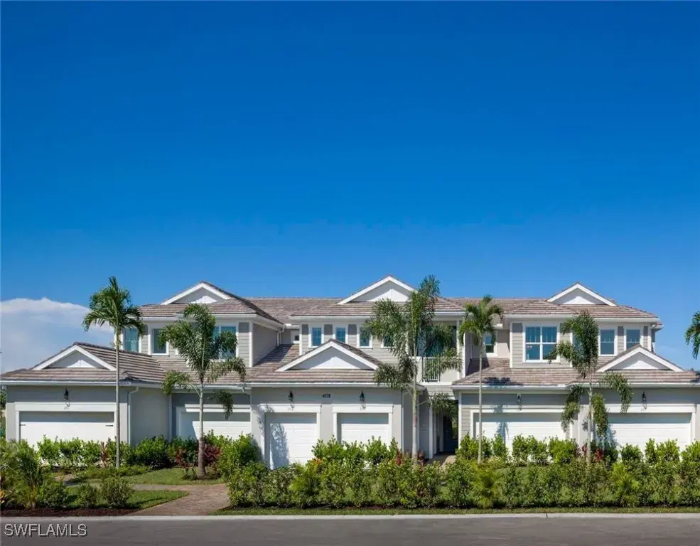 Picture of 4578 Arboretum Cir 102, Naples, FL 34112
