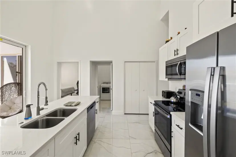 Picture of 840 Carpenter St E, Lehigh Acres FL 33974