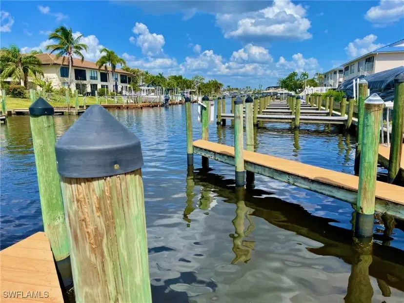 Picture of 1615 SE 46Th Ln 106, Cape Coral FL 33904