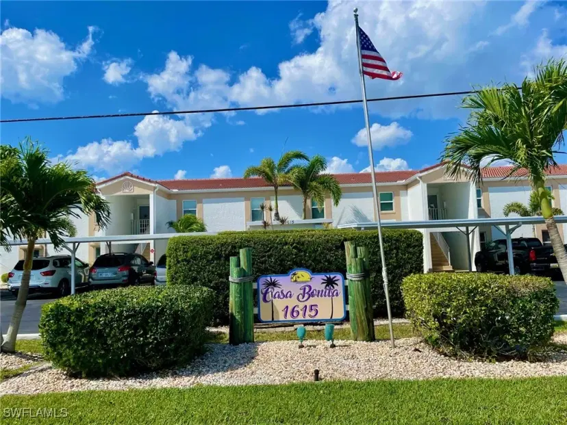 Picture of 1615 SE 46Th Ln 106, Cape Coral FL 33904