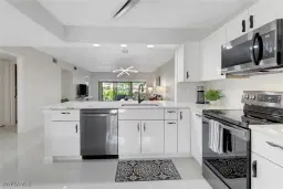 Picture of 15450 Cedarwood Ln 103, Naples, FL 34110