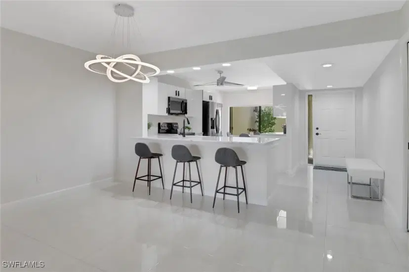 Picture of 15450 Cedarwood Ln 103, Naples, FL 34110