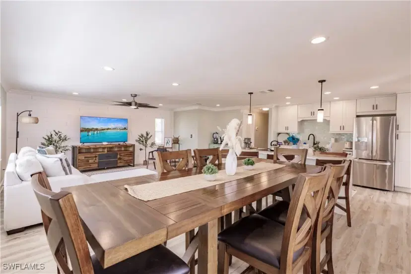 Picture of 7973 Estero Blvd, Fort Myers Beach FL 33931