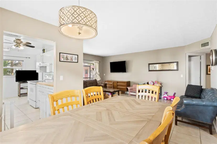 Picture of 8002 Lagos De Campo Blvd B-101, Fort Lauderdale FL 33321
