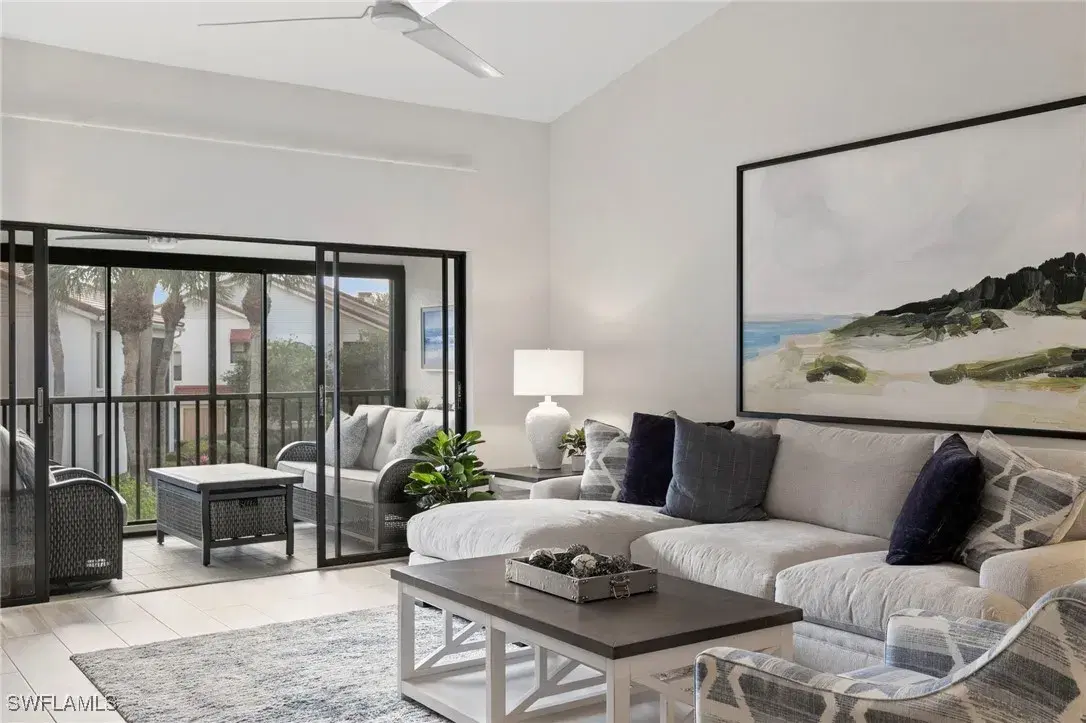 Picture of 569 Serendipity Dr 569, Naples, FL 34108