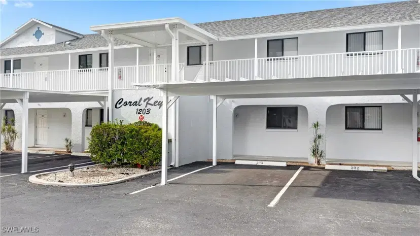 Picture of 1203 SW 48Th Ter 202, Cape Coral FL 33914