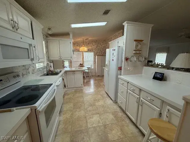 Picture of 16219 Durham Ave, Fort Myers FL 33908
