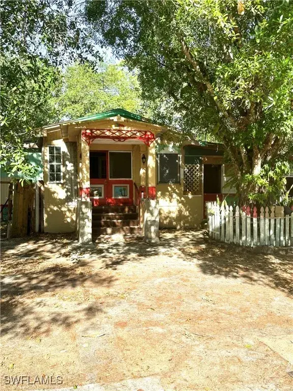 Picture of 620 S Jinete St, Clewiston FL 33440