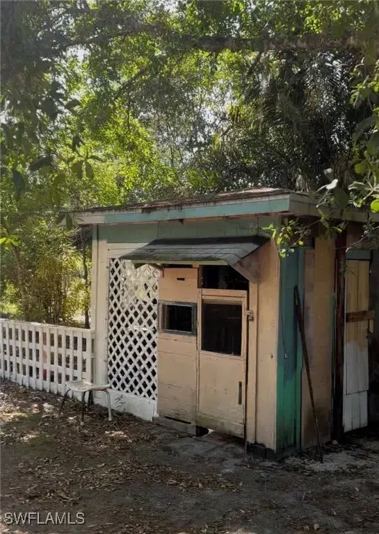Picture of 620 S Jinete St, Clewiston FL 33440